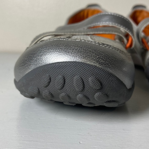 Privo by Clarks Women's Comfort Flat Slip-On Shoes Size 9.5M White Silver Casual - Picture 13 of 15